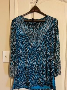 Blue Patterned Long-Sleeve Women's Top with Embellished Neckline